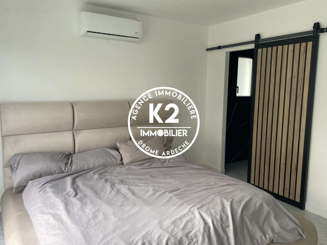 Maison à MONTELIMAR