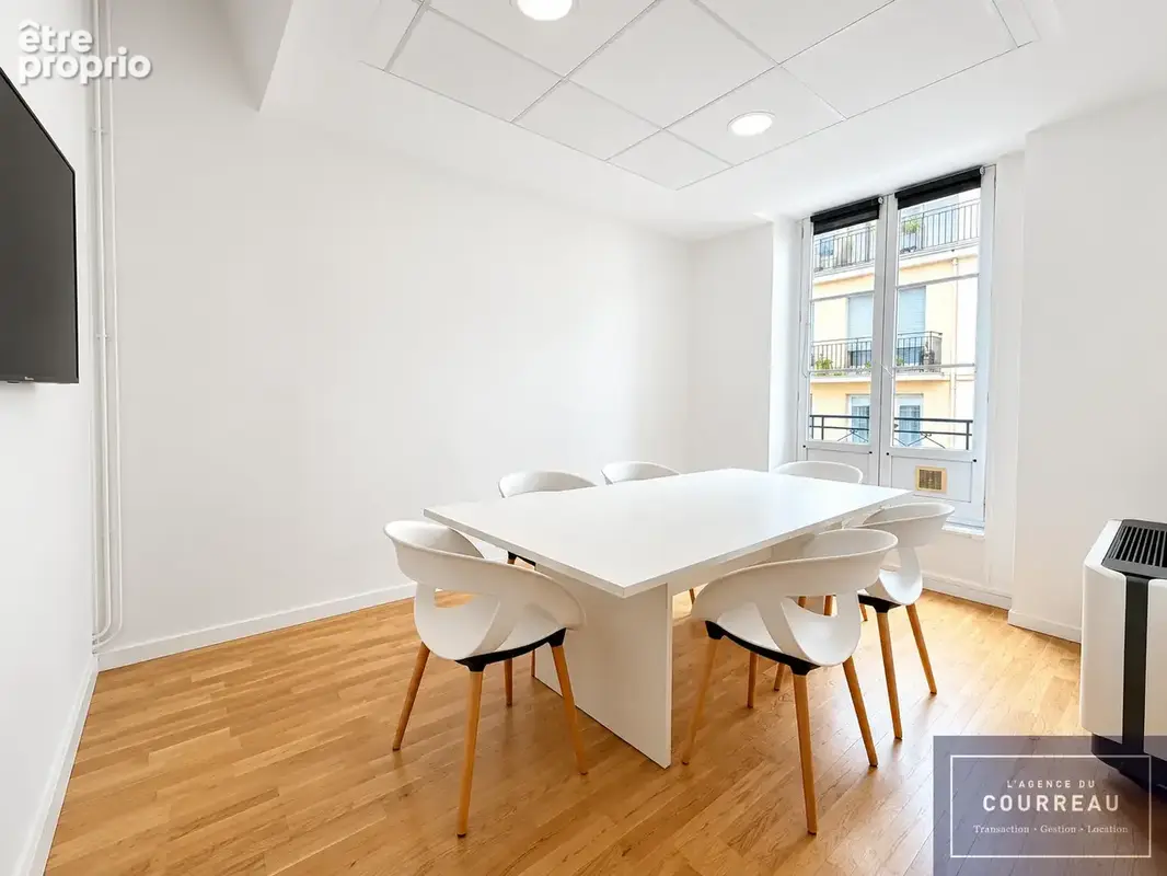 Sublime appartement F5 de 145,74 m2 - photo 9