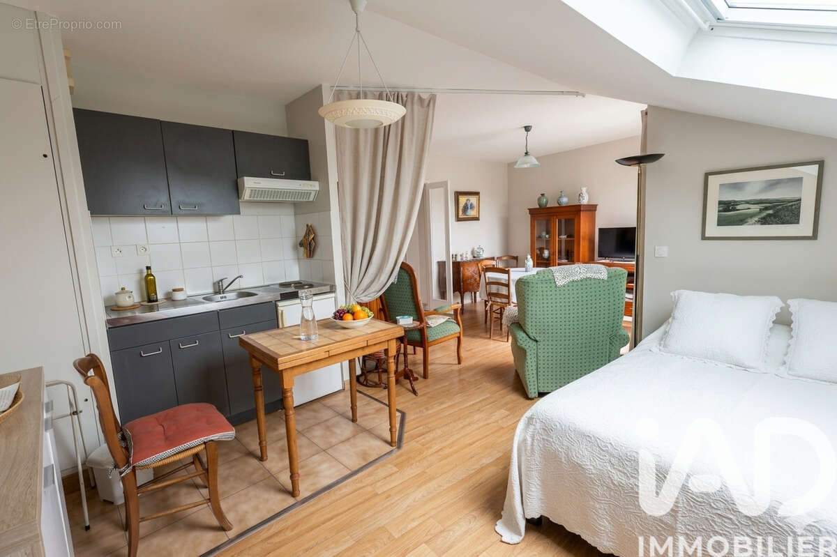 Appartement 33 m² à Poitiers  - photo 4
