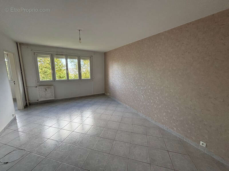 Appartement à CANTELEU