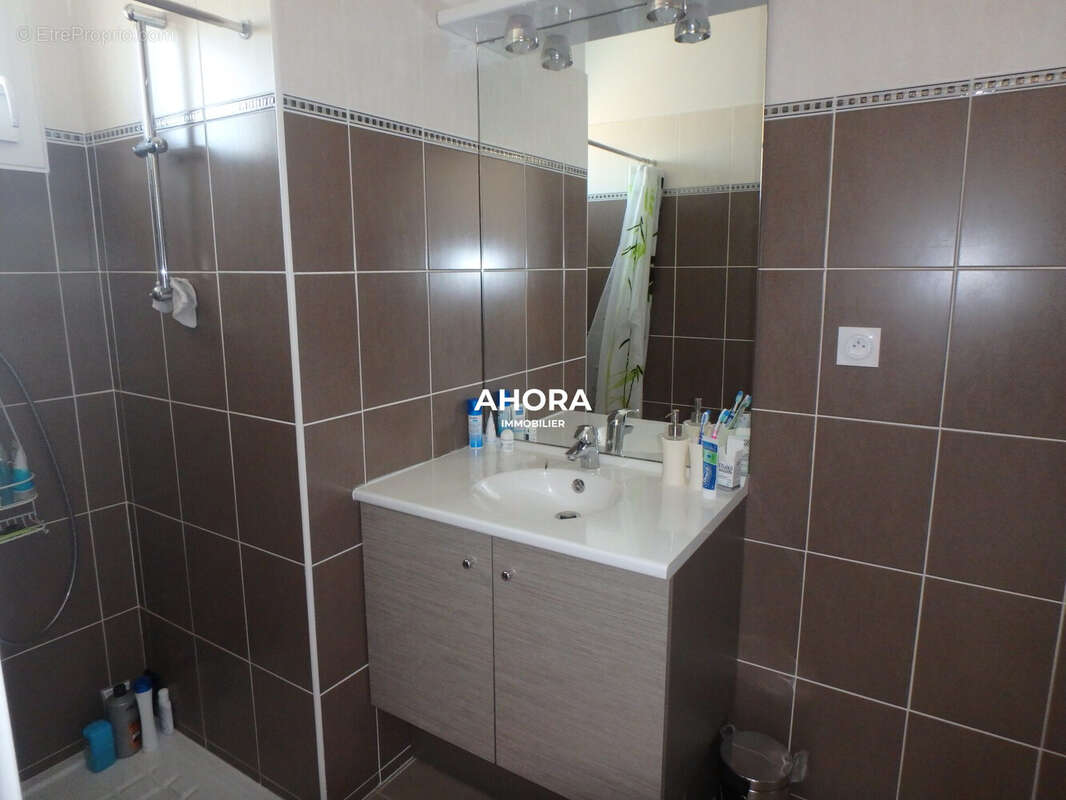 Appartement à MARSEILLE-10E