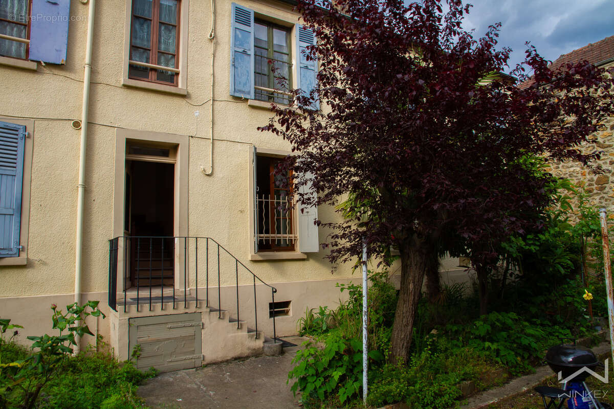 Appartement à VILLENEUVE-SAINT-GEORGES
