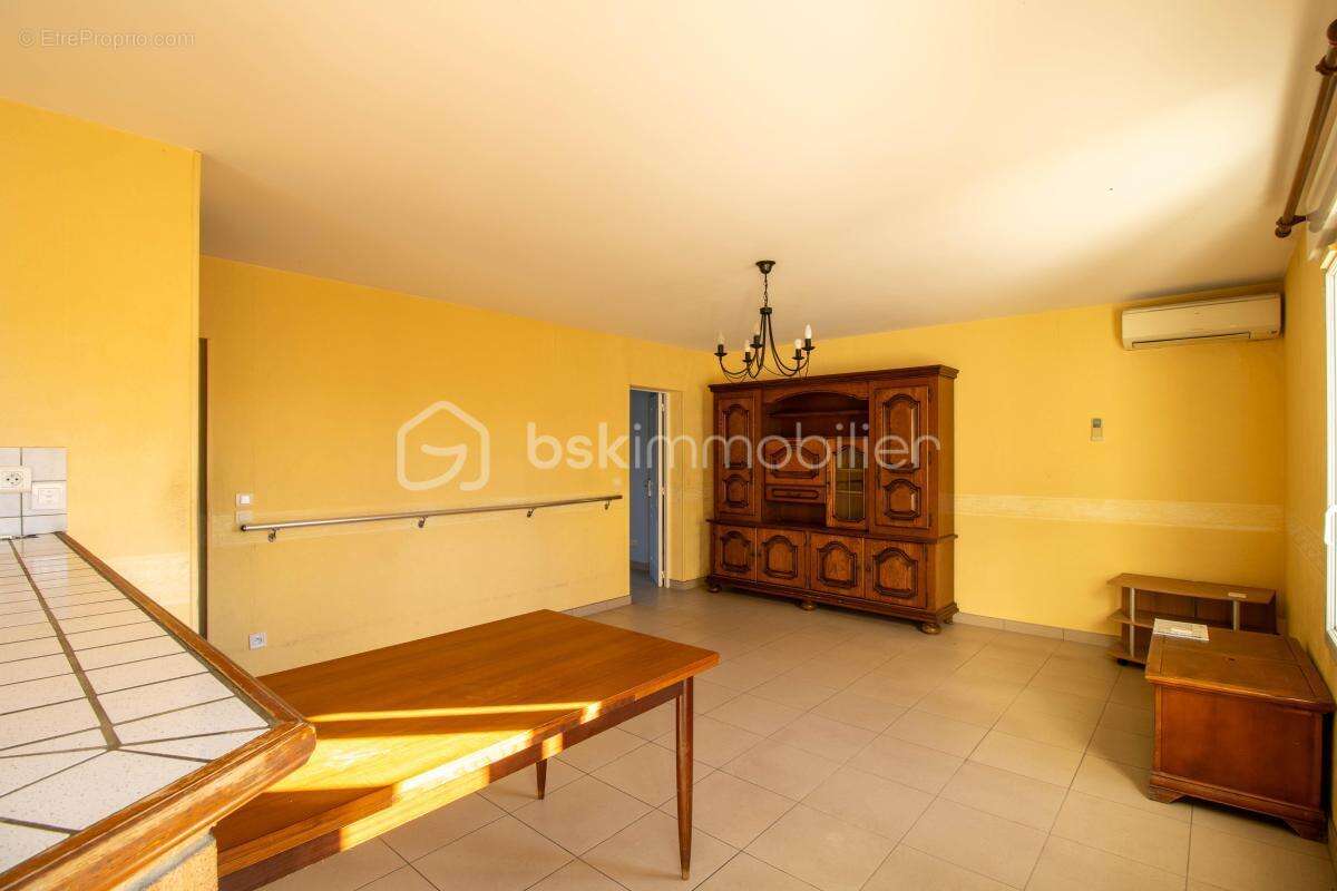 Appartement à BEAULIEU