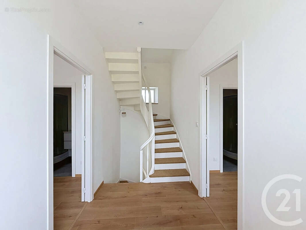 Maison 161 m² à Lannion  - photo 9