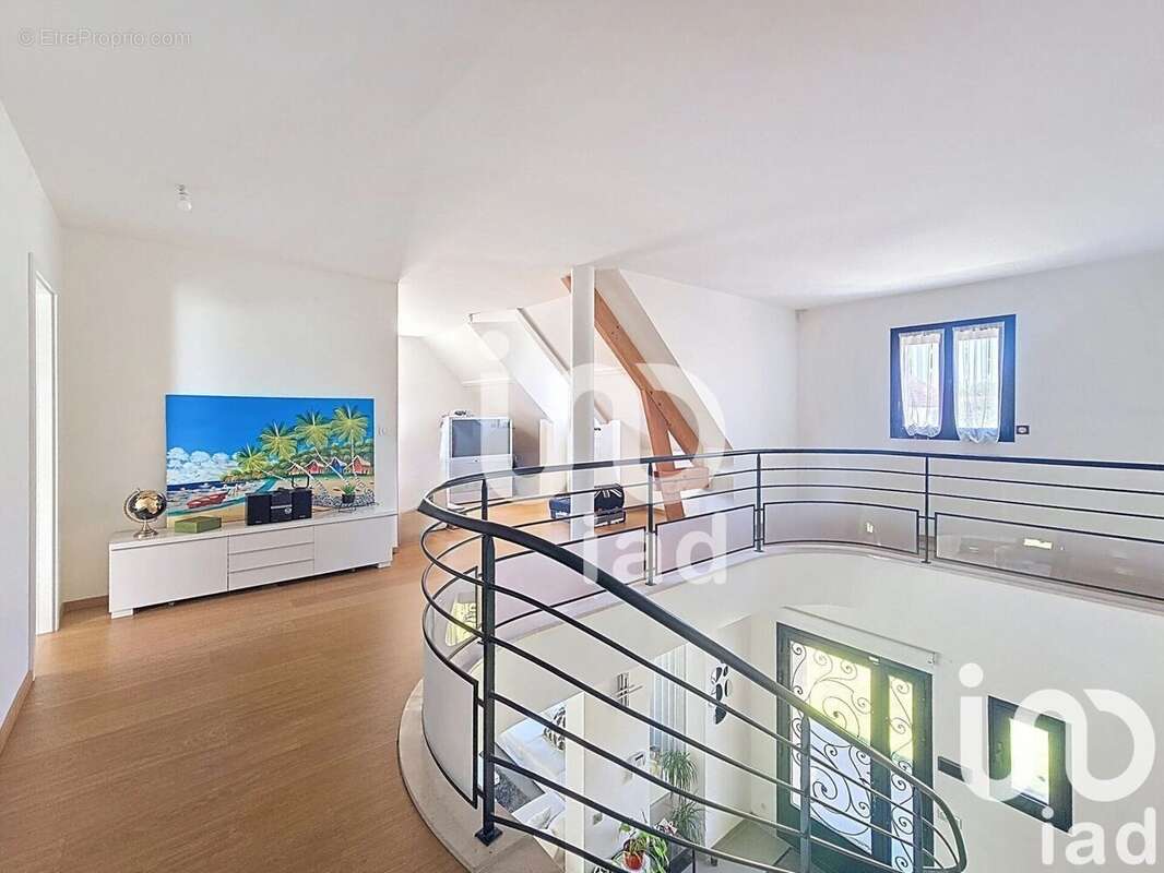 Photo 7 - Maison à GRETZ-ARMAINVILLIERS