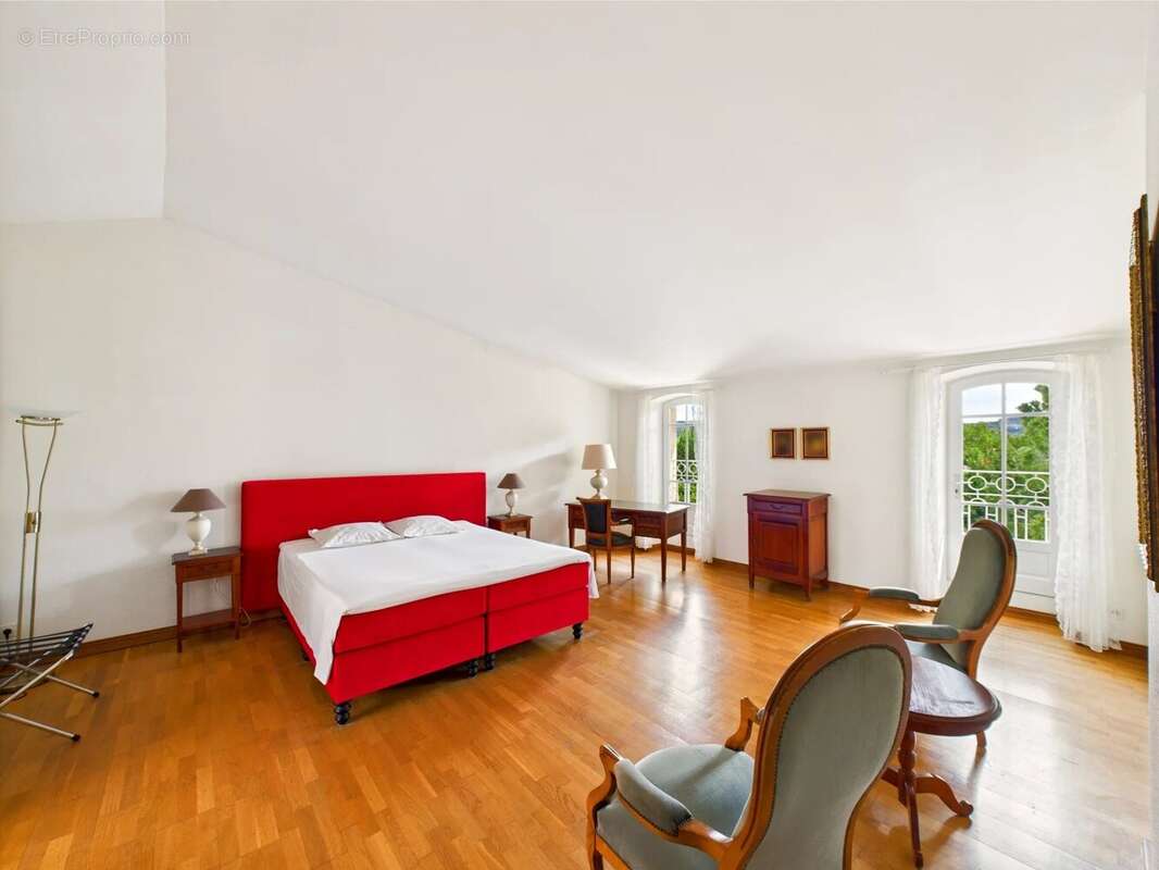 Maison à LEZIGNAN-CORBIERES