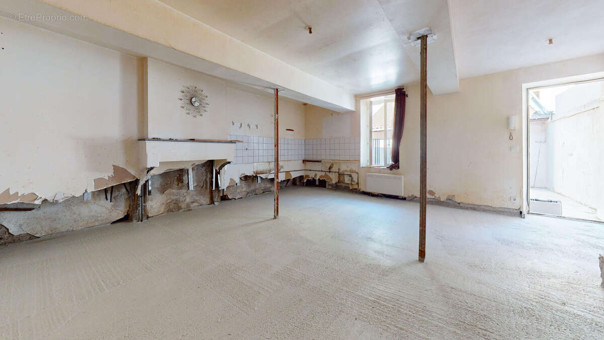 Maison à SAINT-RAMBERT-EN-BUGEY