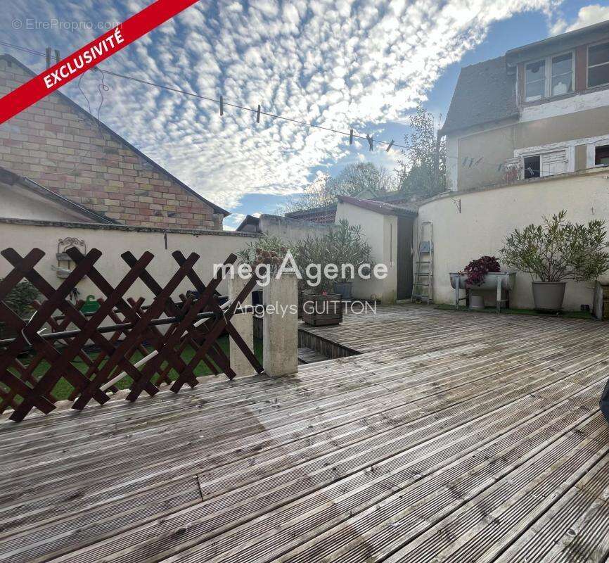 Maison à BEAUMONT-SUR-SARTHE