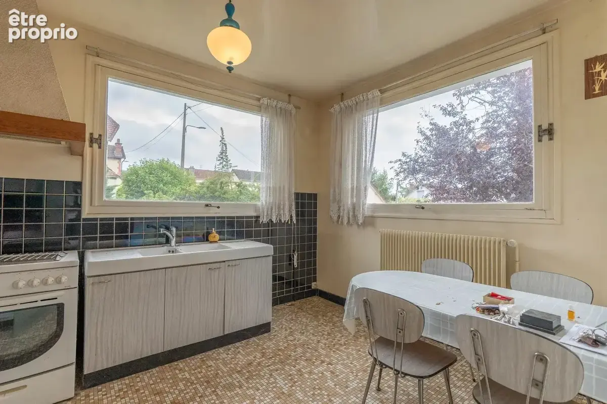 Saint-André-les-Vergers, à proximité de l'hôpital et des écoles, Maison individuelle  70 m² - photo 3