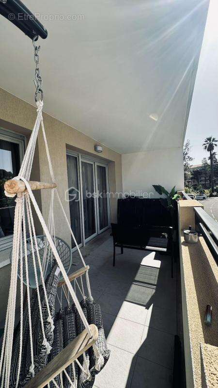 Appartement à LE MUY