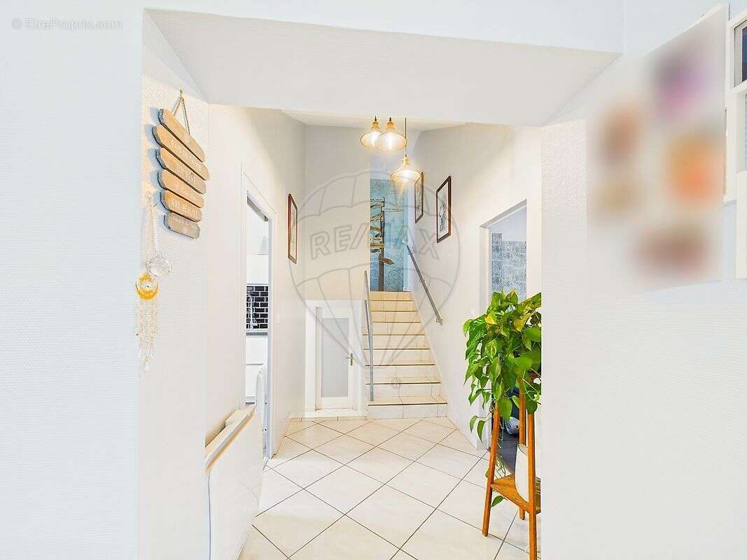 Maison à MESCHERS-SUR-GIRONDE