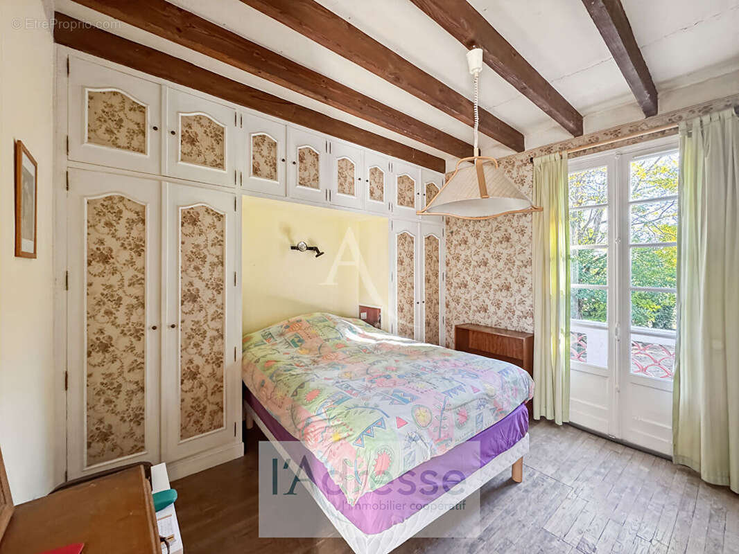 Maison à ANGLARS-JUILLAC