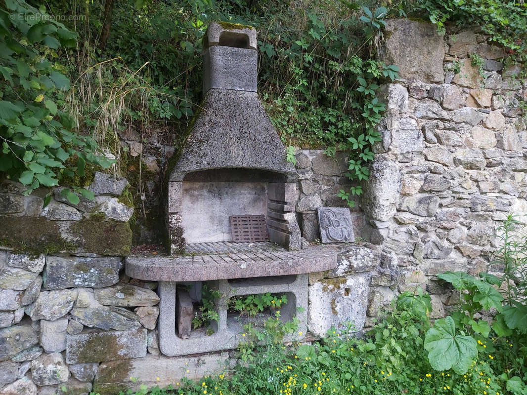 20210727_162609 - Commerce à NONTRON