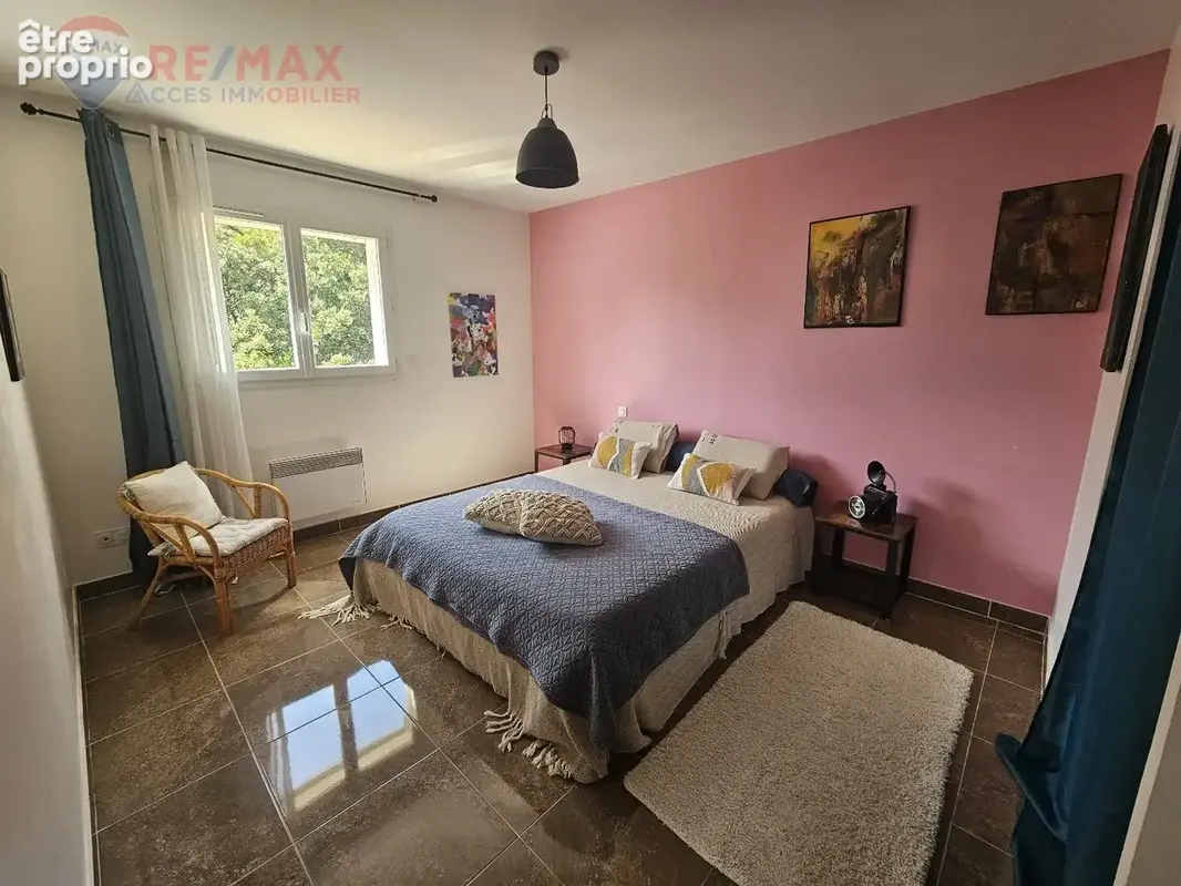 Villa de type 6 avec piscine jardin et garage - photo 14