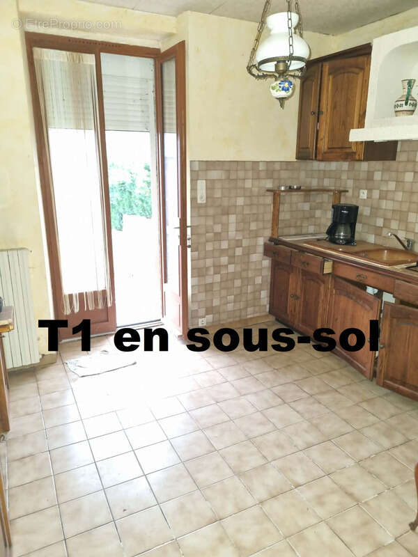 Maison à LAGUENNE