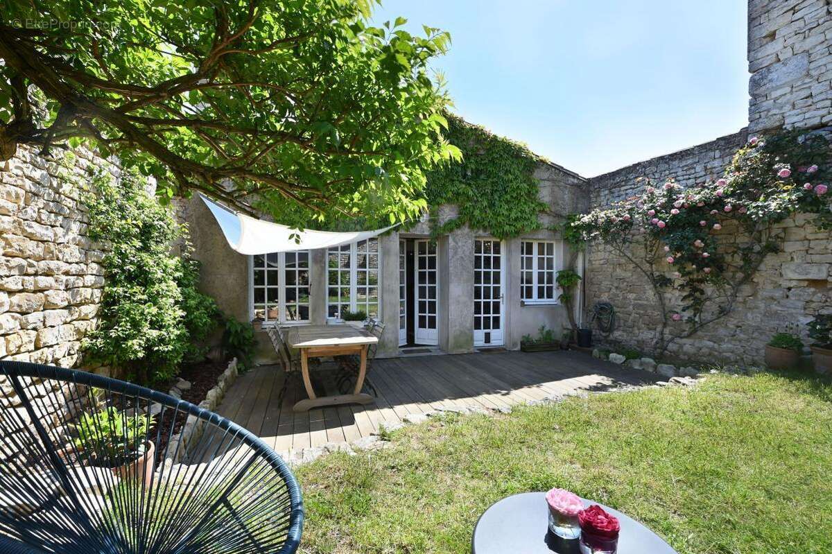 Maison à SAINTE-MARIE-DE-RE