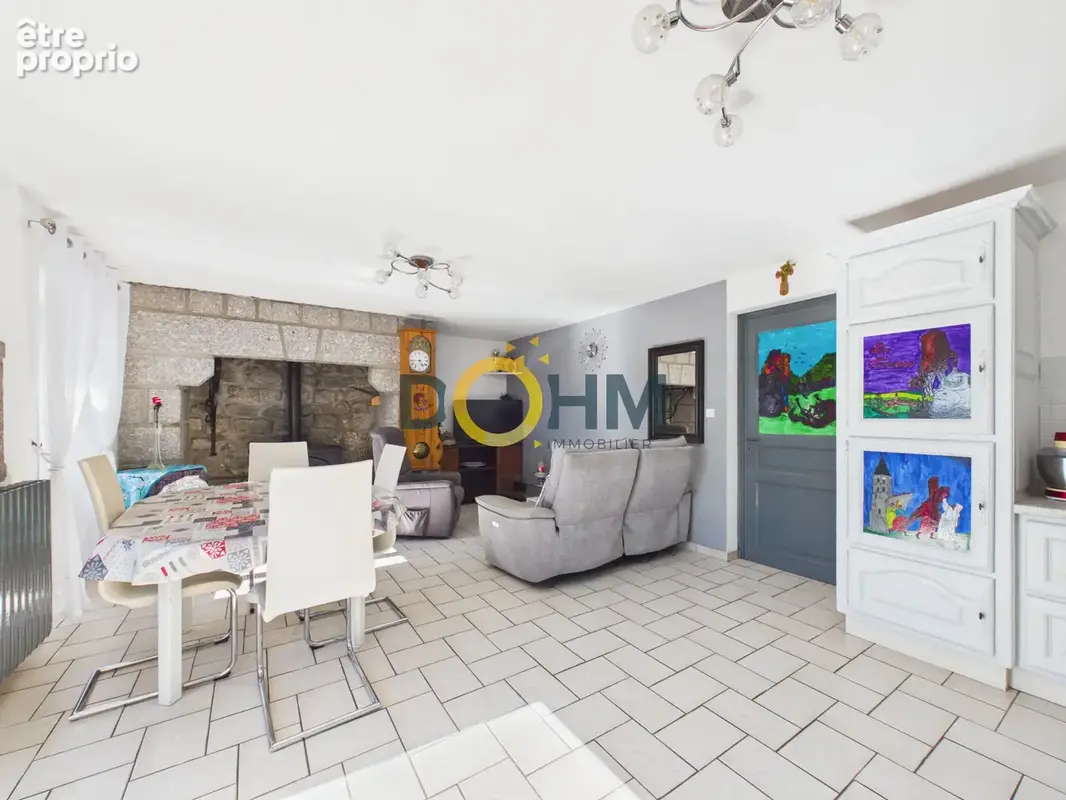maison en pierre 123m2, avec dépendances sur terrain clos. - photo 8