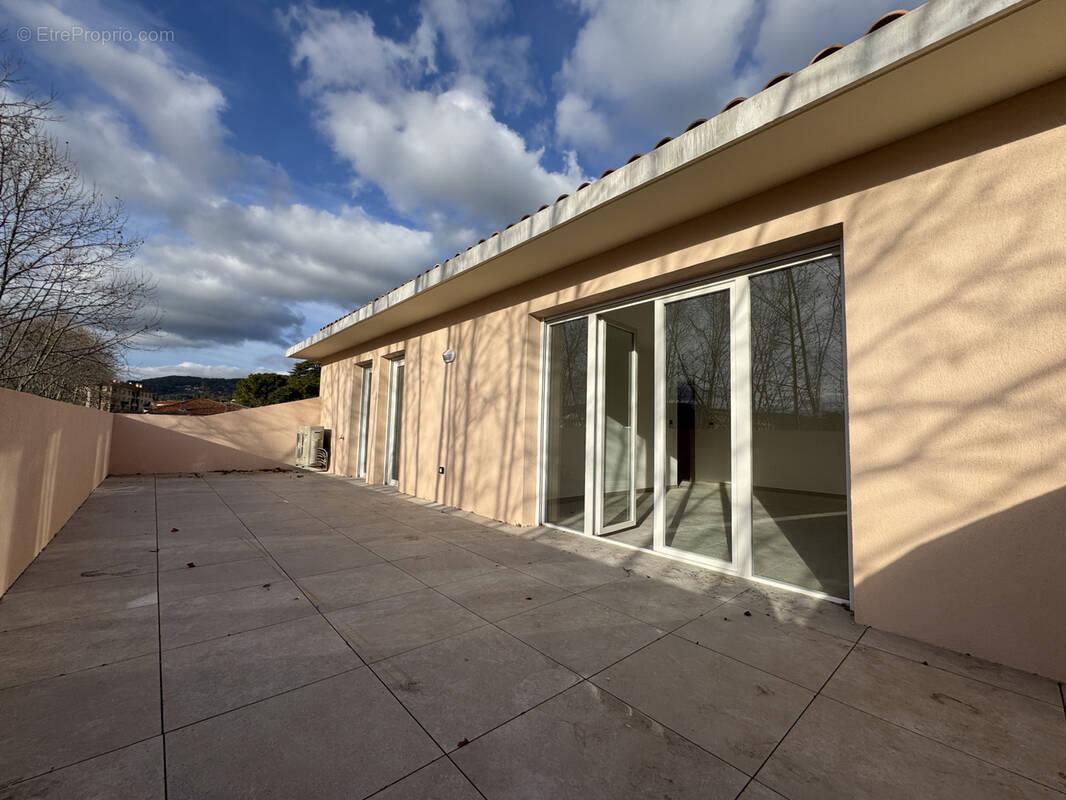 Appartement à DRAGUIGNAN