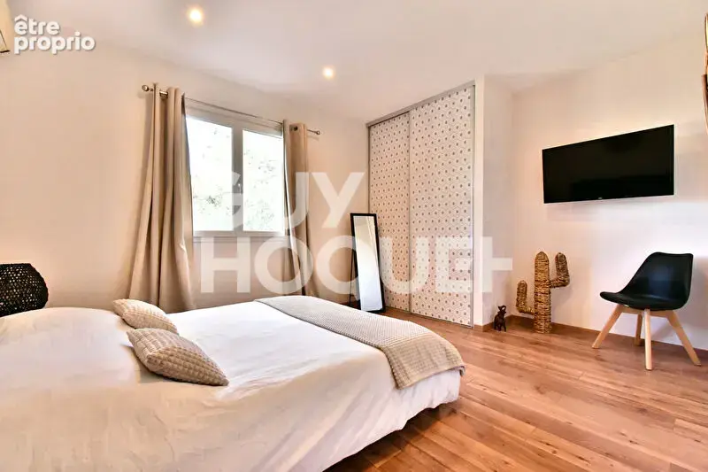 CANOHES Maison 4 faces, 6 chambres, grand garage, piscine sur 1303m² de terrain - photo 15