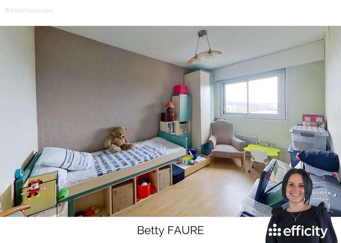 Appartement à SAINT-ETIENNE