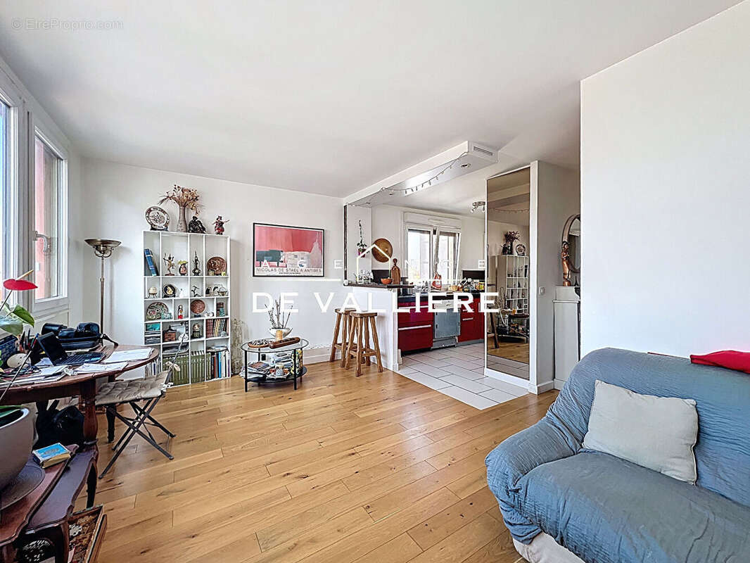 Appartement à NANTERRE