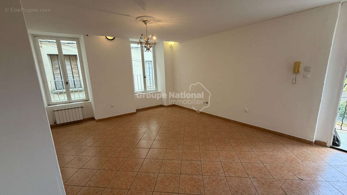 Appartement à PONT-SAINT-ESPRIT