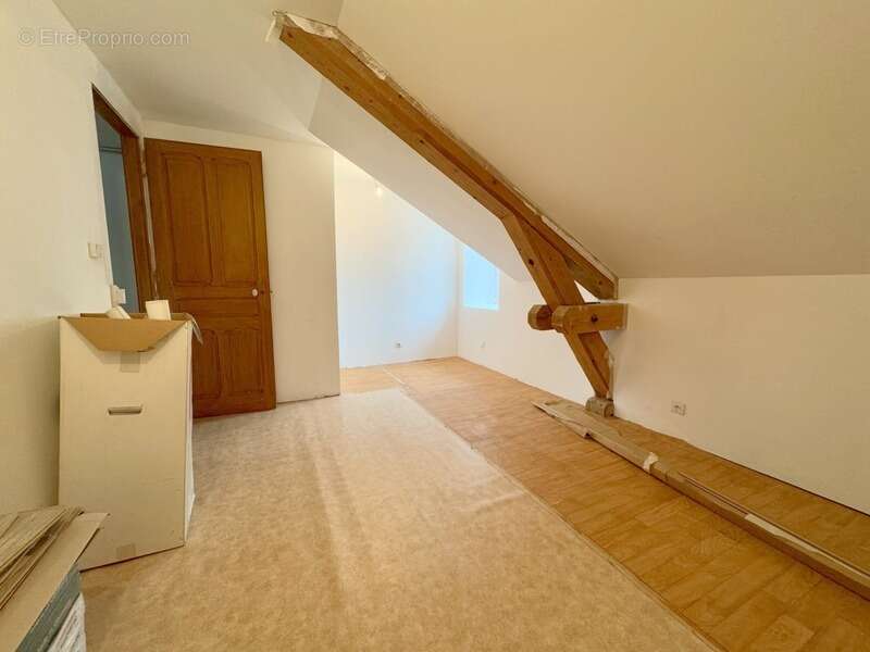 Maison à CIREY-SUR-VEZOUZE