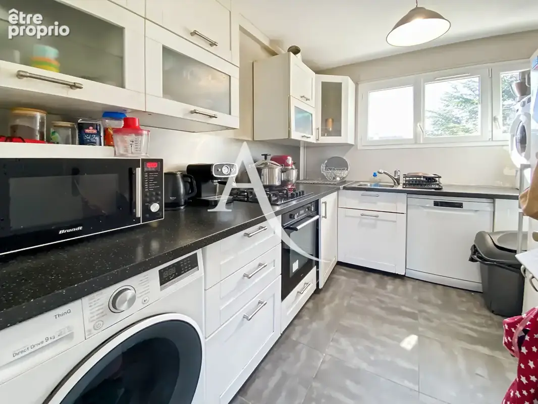 Appartement Bois D Arcy 4/5 pièce(s) 79 m2 - photo 5