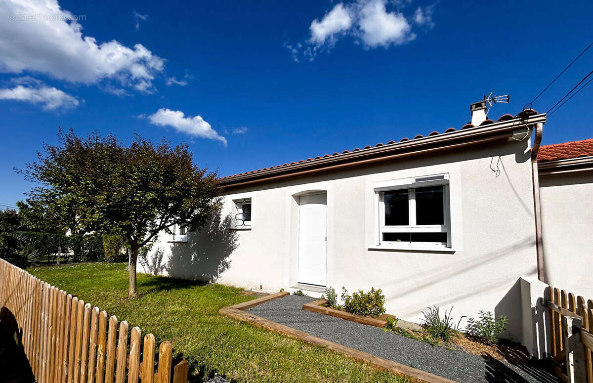 Maison à CARBON-BLANC