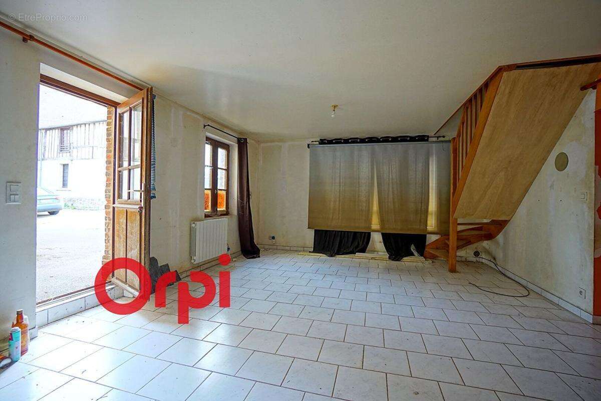 Ideal investisseur, Immeuble à vendre au cœur historique d'Orbec - photo 7