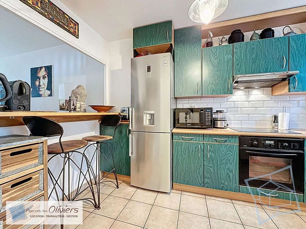 Maison à VOISINS-LE-BRETONNEUX