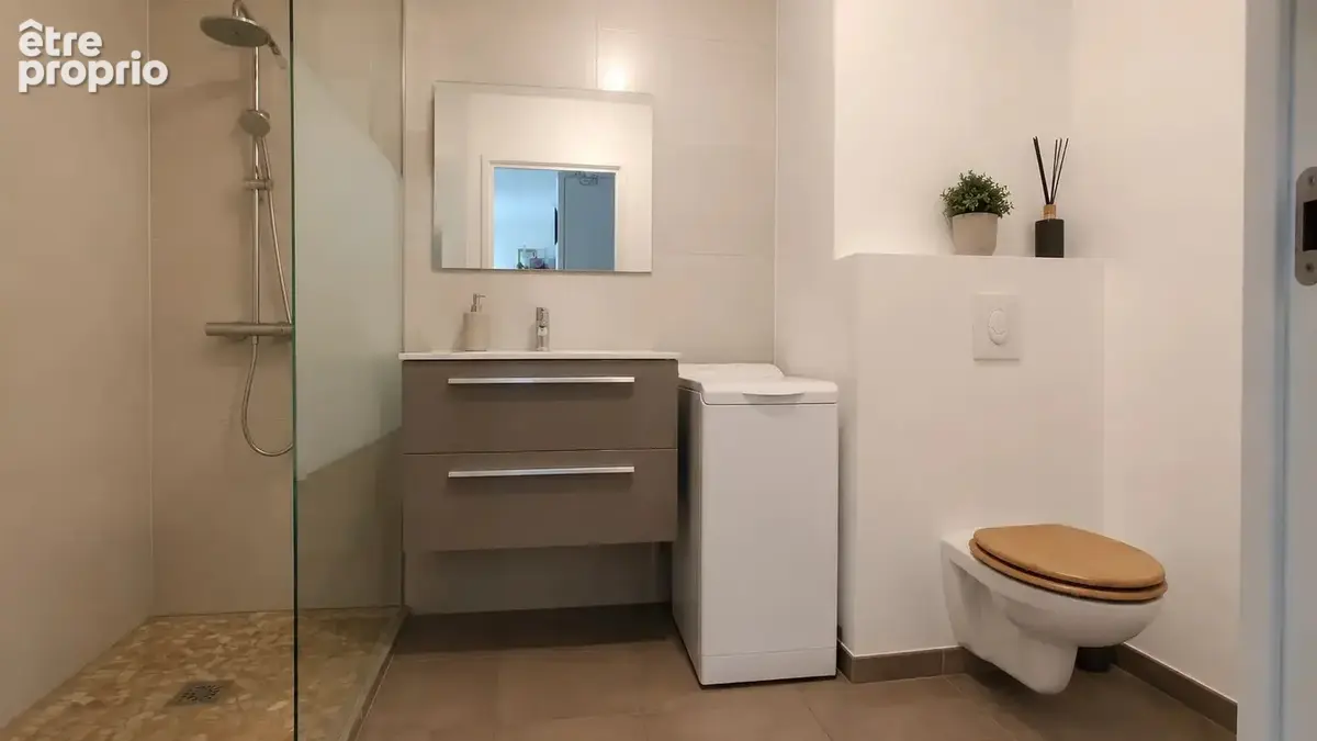 Appartement T2 récent parking La Crau - photo 5