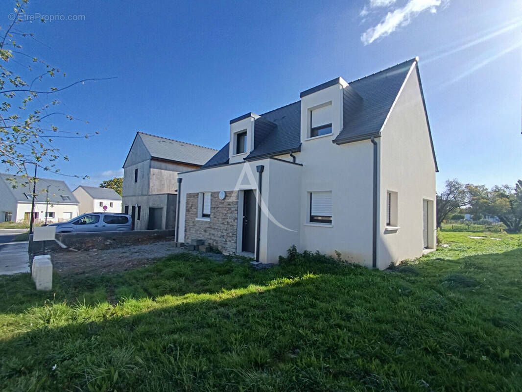 Maison à NOZAY