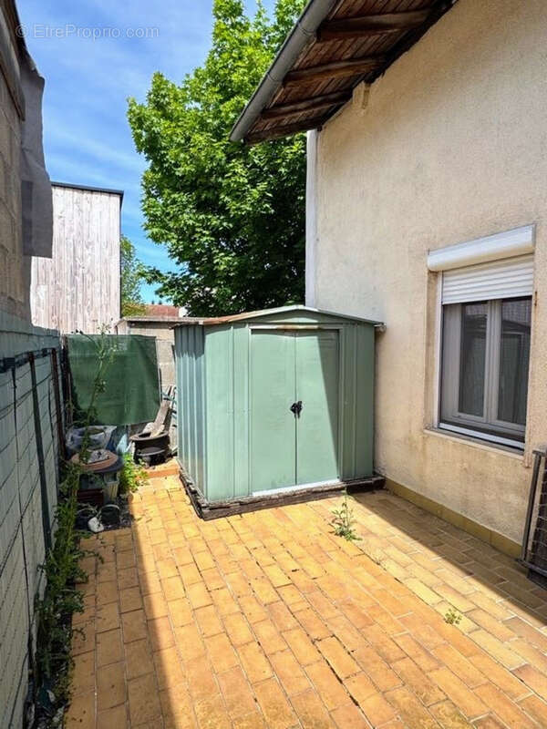 Maison à POLLIAT