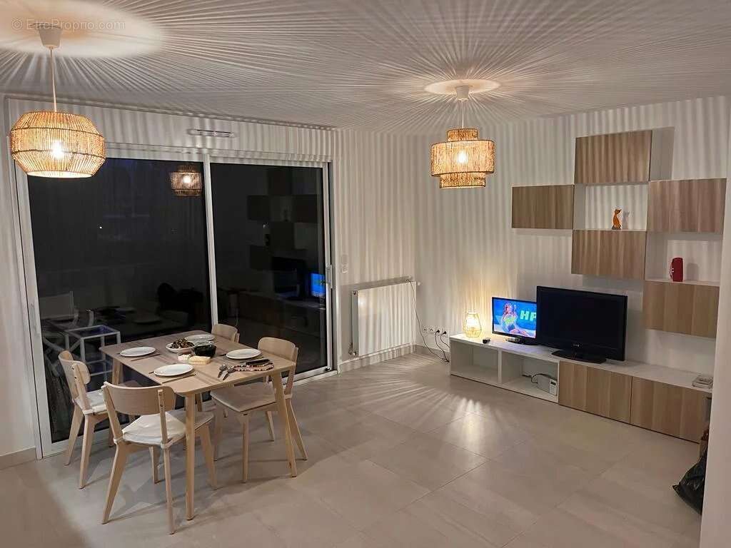 Appartement à LE CANNET