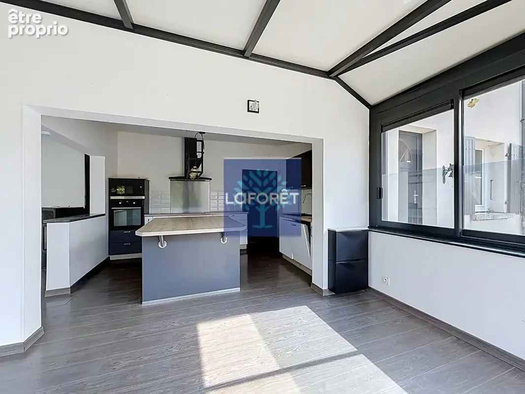 Villa de caractère 4 pièces 133.6 m2 - photo 4