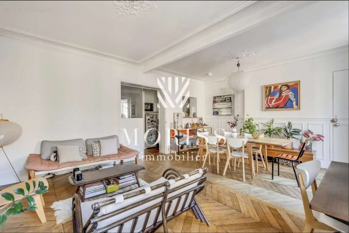 Appartement à PARIS-11E