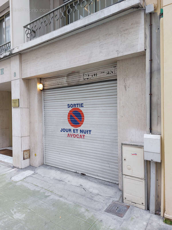 Parking à NICE
