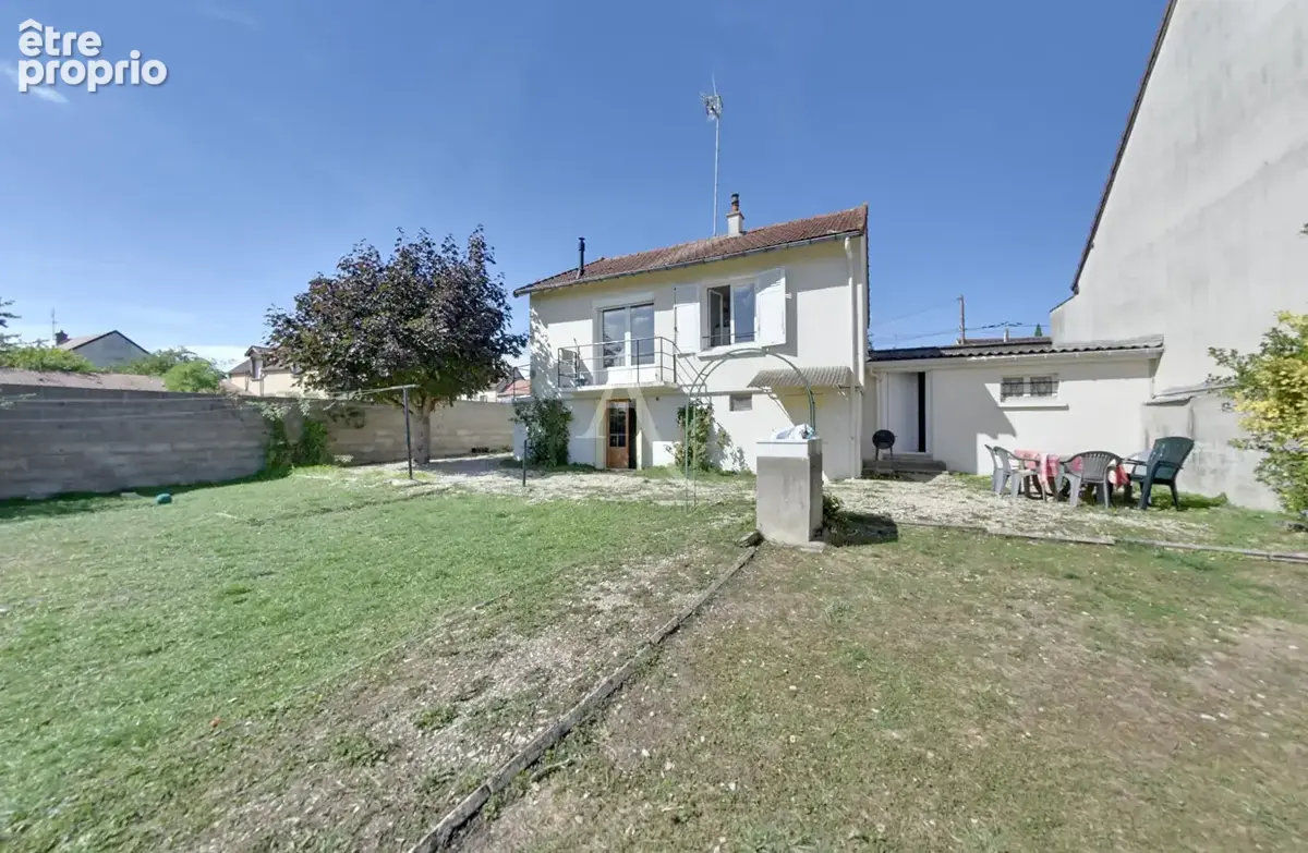 Maison à MIGENNES