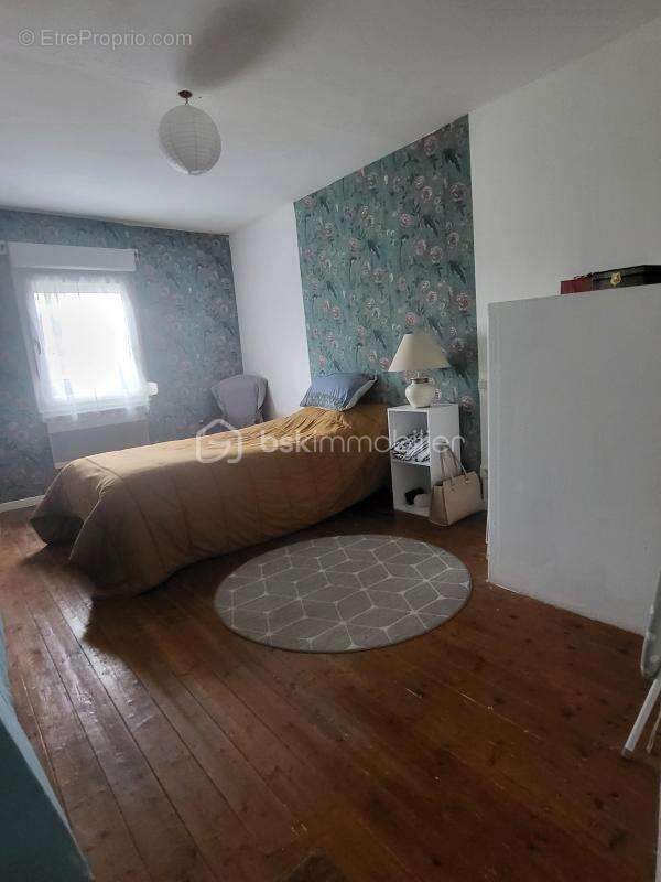 Maison à SAINT-LEGER-LES-DOMART