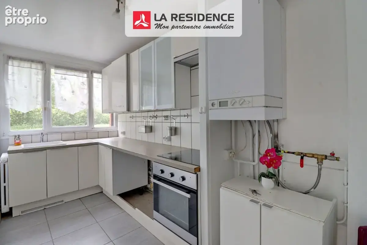 Appartement 3 pièces 56 m² à vendre à Poissy (78300) - photo 3