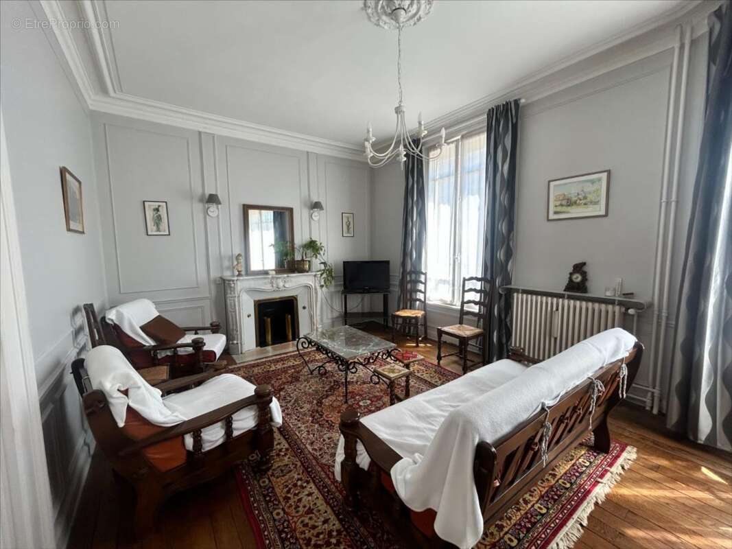 Maison 220 m² à Reims  - photo 5