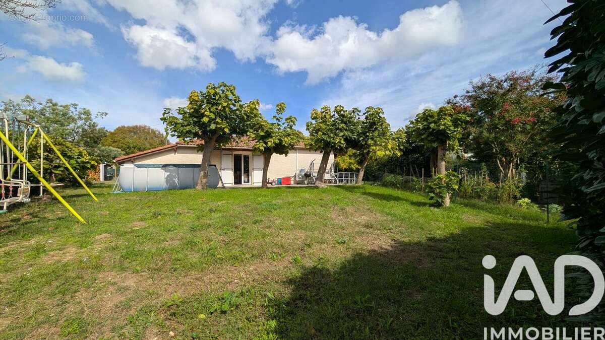 Photo 3 - Maison à SAINT-SAVIN