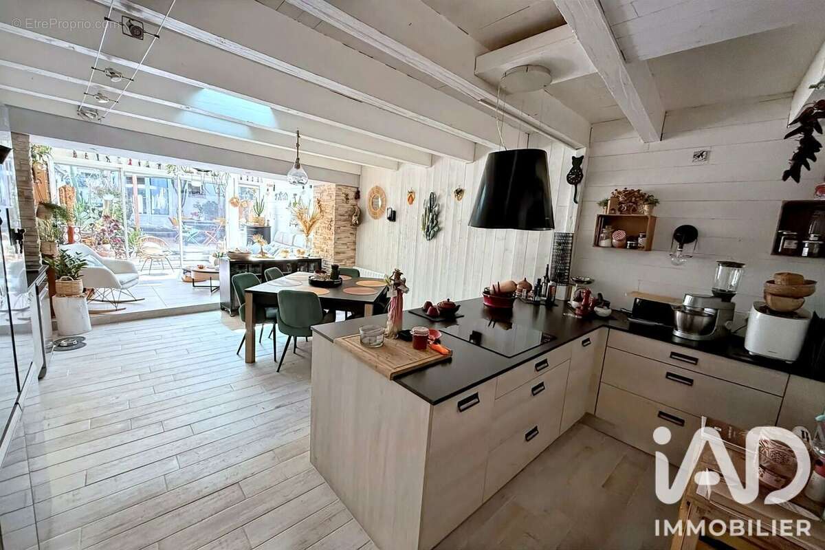 Photo 7 - Maison à MARSEILLE-4E