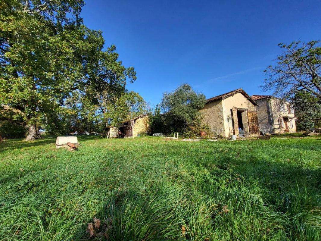 Maison à PAVIE