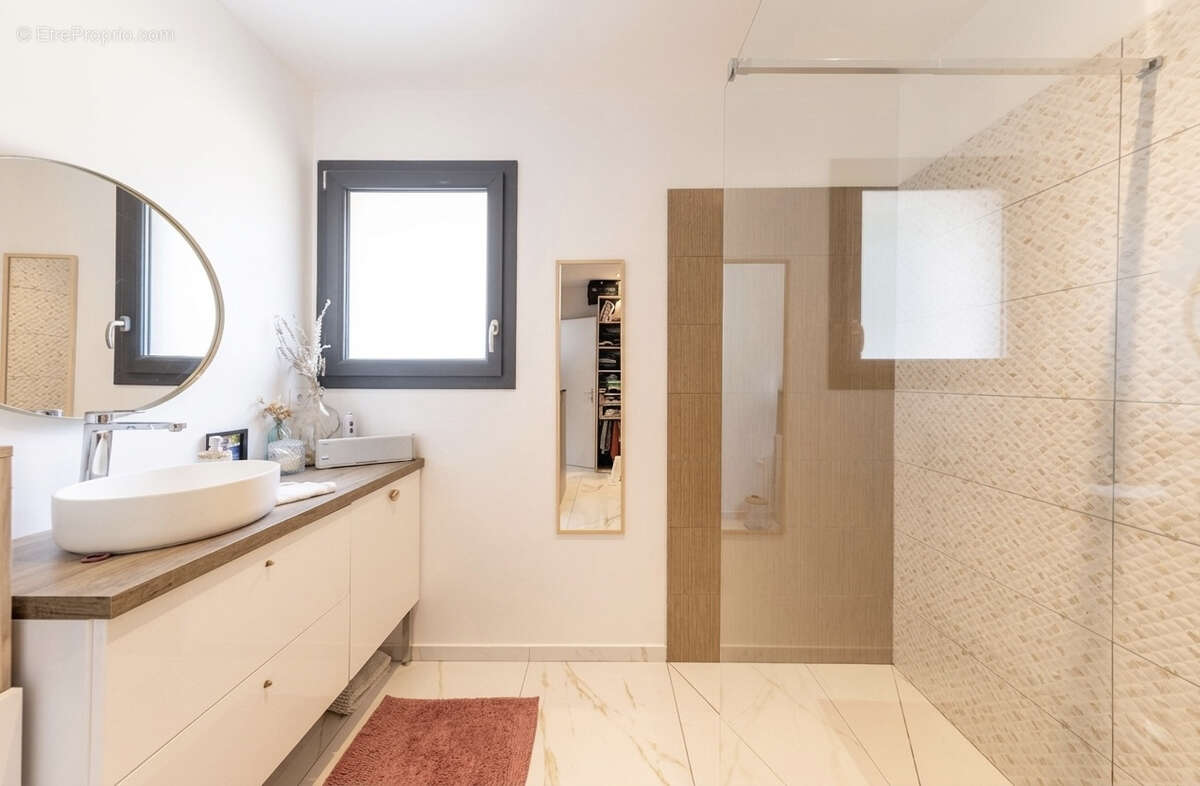 Maison à AIGUES-VIVES