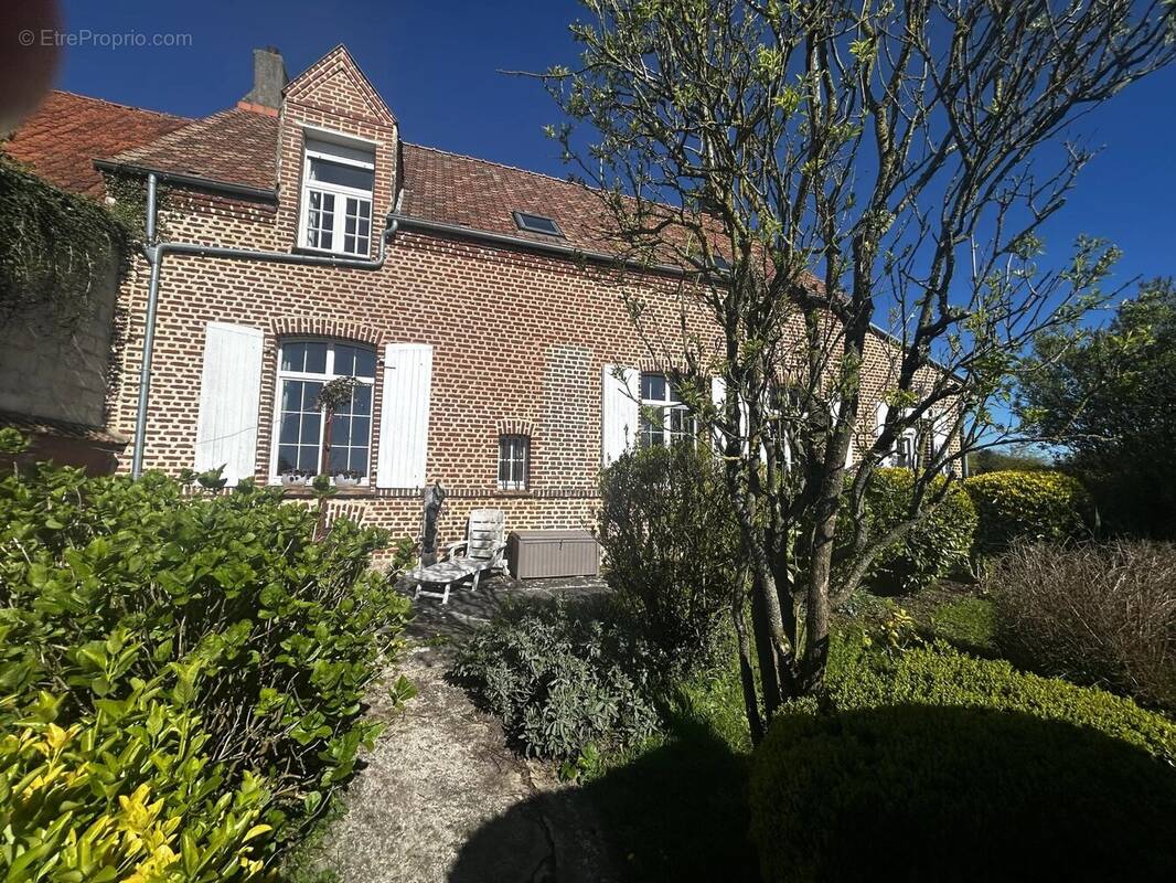 Maison à LACRES