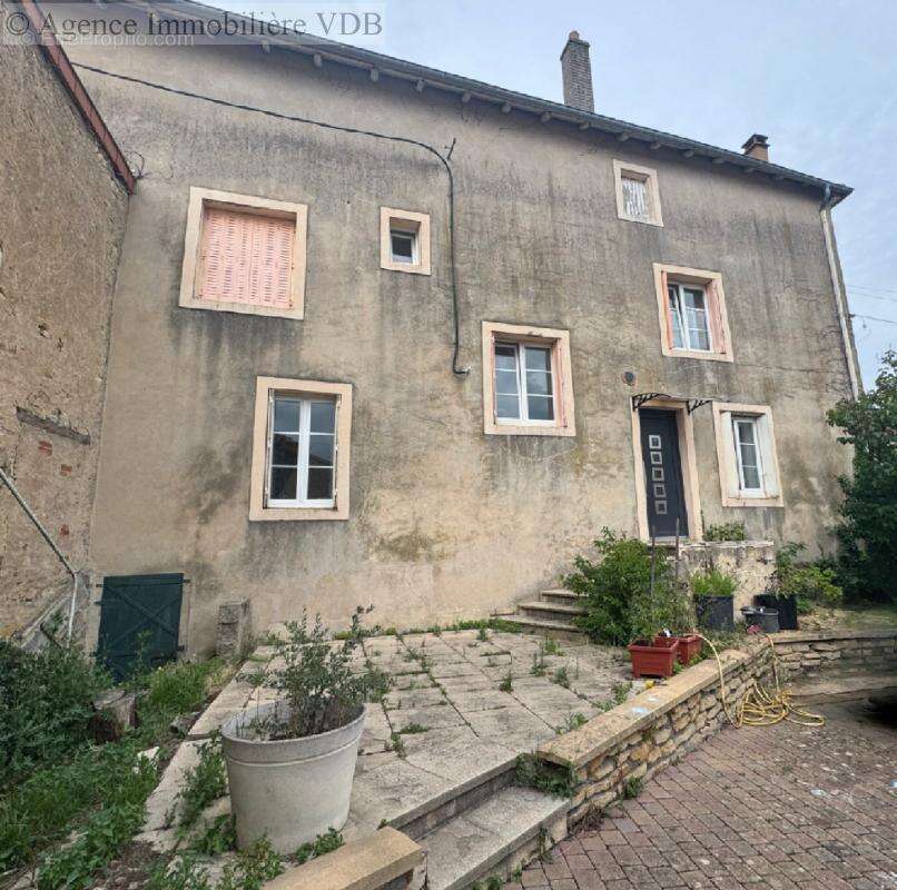 Appartement à DELME