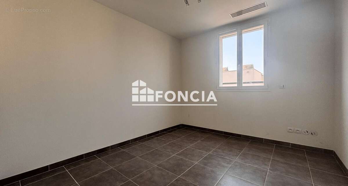 Maison à VILLENEUVE-LES-BEZIERS