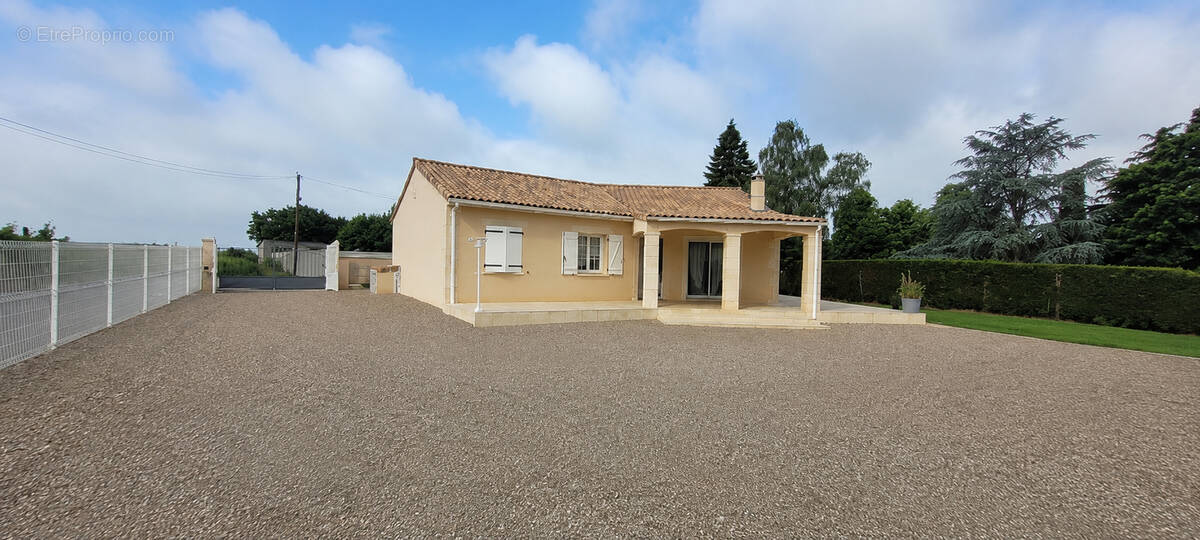 Maison à JARDRES